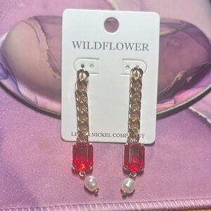 Wildflowers Gold Chain Earrings with Red Gemstone